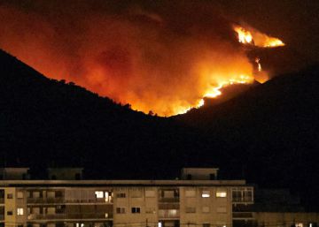 L'incendi de València provoca 3.000 evacuats i crema diverses cases a Gandía