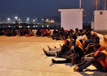 El Gobierno crea un centro temporal en Motril para atender a 250 migrantes al día