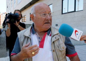 Charlín pide una indemnización a la policía