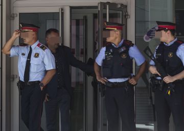 Els missatges en àrab trobats a casa de l’atacant de Cornellà no citen la gihad