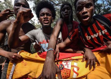 Interior mantiene el plan de retirar las concertinas en Ceuta y Melilla