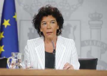 El Gobierno estudia prohibir los móviles en los colegios