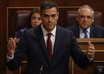 El PSOE demana la dimissió de Casado pel seu màster a la Rey Juan Carlos