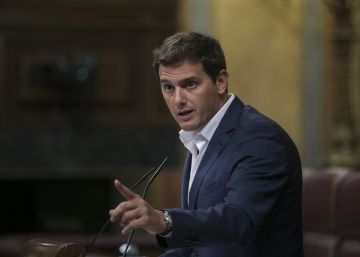 PP y Ciudadanos maniobran para que Sánchez comparezca por su tesis