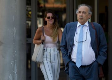 El cerebro del ‘caso máster’ lanza una ofensiva contra la juez