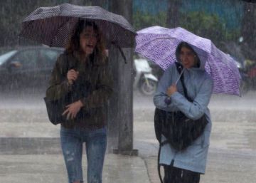 Varios frentes dejarán lluvias en el inicio y el final del puente del Pilar