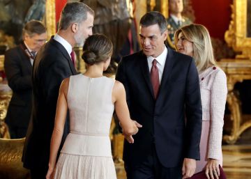 El Gobierno avisa a Cataluña de que no puede decidir la forma de Estado