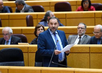 Bronca en el Senado por el viaje de Ábalos y su familia a Perú