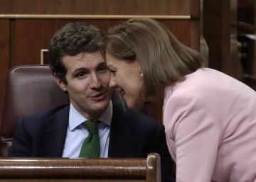 Cospedal dimite de la ejecutiva del PP por los audios de Villarejo, pero mantiene su acta de diputada