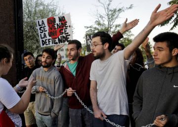 La juez del ‘caso máster’ rectifica y acepta el recurso de la universidad contra el archivo