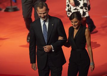 La Mesa del Parlament dona llum verda a una comissió d’investigació sobre la Monarquia