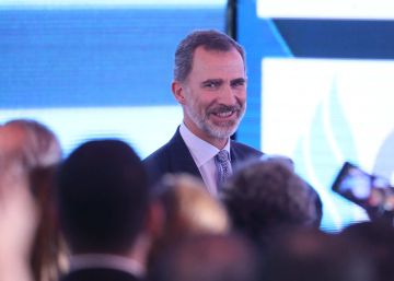 El Rey exhorta a los empresarios en la Cumbre Iberoamericana a defender una globalización inclusiva