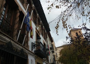 Los partidos cancelan los actos de campaña en Jaén tras la muerte de dos integrantes de Podemos y sus parejas