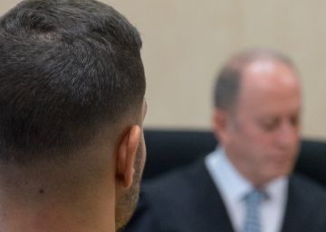 El juez deja en libertad al miembro de La Manada que robó unas gafas de sol