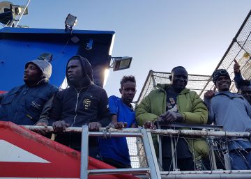 España ignora las peticiones para no devolver 12 migrantes a Libia