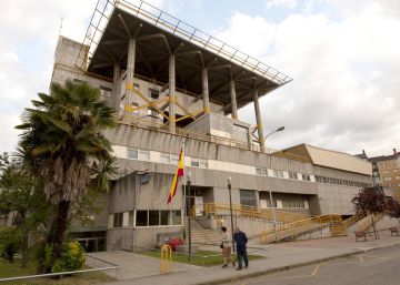 Detenida una mujer por ofrecer falsos ‘enchufes’ a cambio de dinero en Ourense