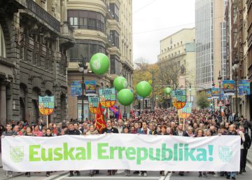 Otegi defineix la Constitució com una “presó de pobles” i reclama una república