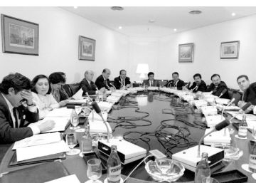 Prohibido investigar las comisiones de investigación de la transición