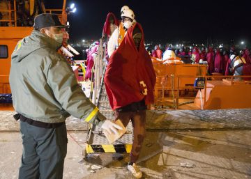 13 muertos y 12 desaparecidos en una jornada trágica en el mar de Alborán