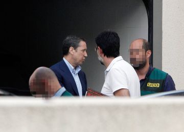 Zaplana recibe el alta en el hospital y será atendido en su domicilio