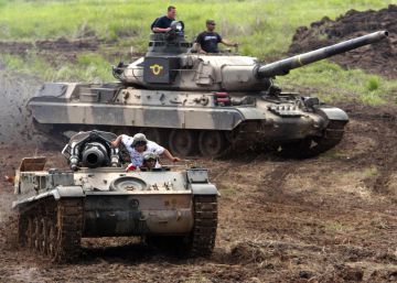 Espanha moderniza tanques da Venezuela apesar do embargo da União Europeia