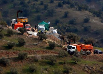 El pozo de Málaga en el que se busca
al niño Julen carece de permisos