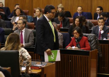 Vox se reivindica como clave en el cambio en Andalucía y avisa de que no renunciará a sus políticas