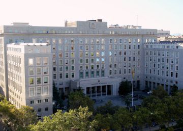 La justicia paraliza el desalojo de una asociación de militares franquistas