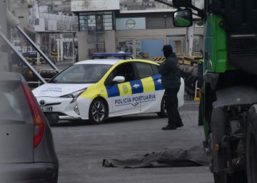 Un adolescente muere aplastado bajo un camión en el puerto de Ceuta
