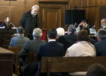 De la Mata envía a juicio a PSOE e IU por lucrarse en una trama de corrupción