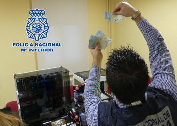 Detenidas siete personas por comprar dinero falso en la Internet profunda