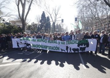 Miles de personas se manifiestan en Madrid “en defensa del mundo rural y sus tradiciones”