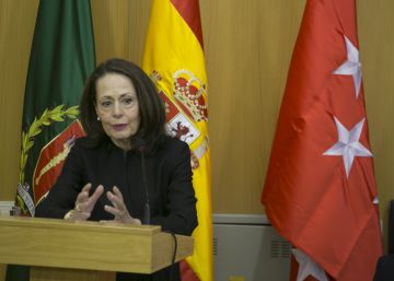 La catedrática Yolanda Gómez llama a igualar los derechos de hombres y mujeres en la Constitución