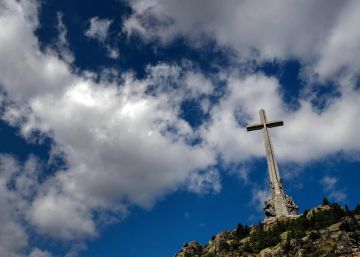 Justiça espanhola paralisa a exumação dos restos mortais do ditador Franco