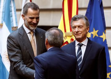 El Rey reconoce la deuda de España y Argentina con la inmigración