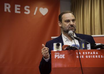 Ábalos defiende la política migratoria del Gobierno tras las críticas del Papa