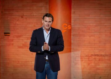Rivera propone un “alivio fiscal” más moderado que el de Casado