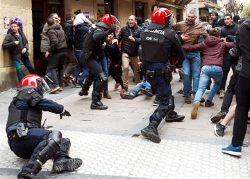 Los viejos demonios vuelven en campaña Los viejos demonios vuelven en campaña