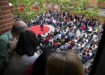 El PSOE propone reformar la Constitución para garantizar los poderes autonómicos