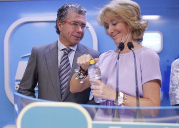 La Guardia Civil implica por primera vez a Esperanza Aguirre en la trama corrupta de Púnica