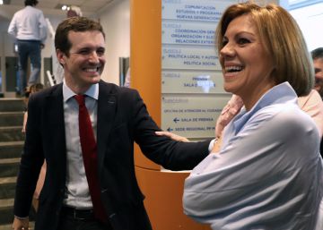 El PP reivindica a Cospedal y el PSOE recuerda los costes de su gestión