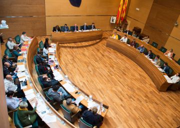 El juez imputa a dos candidatos a alcalde del PSOE por el caso de los enchufes de la Diputación de Valencia