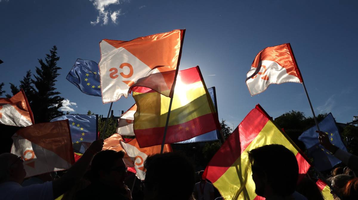 Mitin de cierre de campaña de Ciudadanos en el parque Alfredo Krauss de Madrid, con Albert Rivera, Ignacio Aguado y Begoña Villacis.