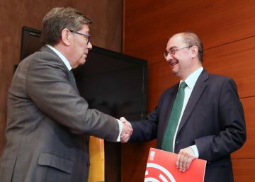 El pacto de PSOE y PAR imposibilita una coalición de derechas en Aragón