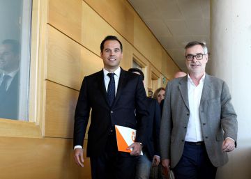 Cs avisa a Igea de que el PP es el socio preferente en Castilla y León