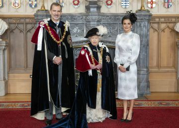 Felipe VI recibe la Orden de la Jarretera, máxima distinción británica