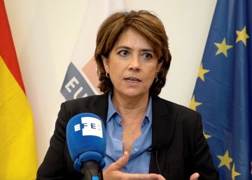 El Gobierno reconoce el “monumental atasco” en la concesión de nacionalidades
