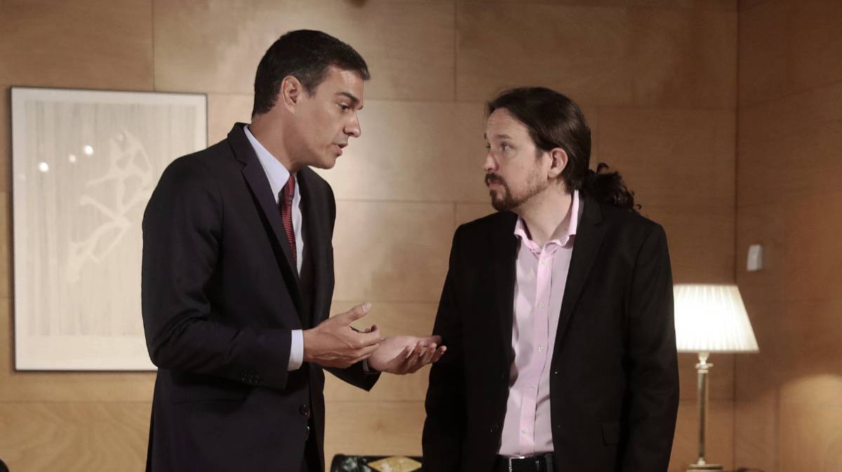 Pedro Sánchez y Pablo Iglesias, en su última reunión en el Congreso.