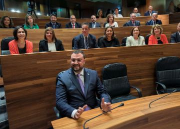 El socialista Adrián Barbón, elegido presidente de Asturias sin el apoyo de Podemos