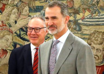 El Constitucional prohíbe al Parlament reprobar al rey Felipe VI